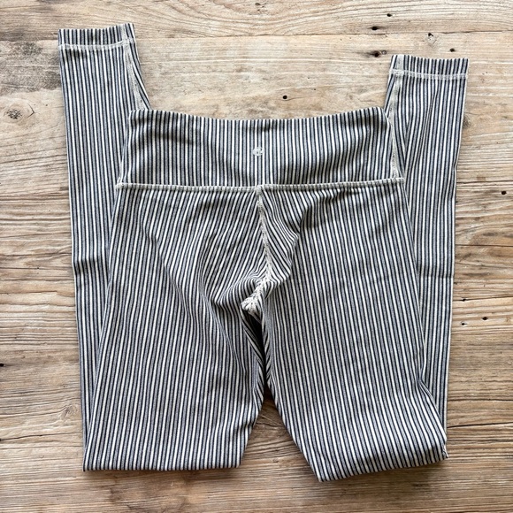 Lululemon Pinstriped Leggings High Rise Fold Down Colorful Floral Waist Size 6 - Picture 1 of 3